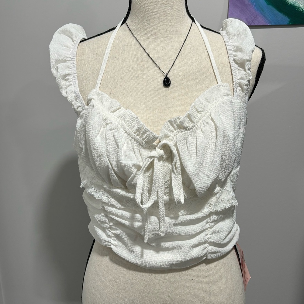 White ruffle trim ruched crop top